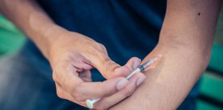 āĻĒāĻŋāĻ ā§āϰ āĻŦā§āϝāĻžāĻĨāĻž āĻāĻŽāĻžāϤ⧠āĻāĻāĻŦ āĻāĻŋāĻāĻŋāϤā§āϏāĻž; āύāĻŋāĻā§āϰ āĻŦā§āϰā§āϝ āĻĻā§āĻšā§ āĻāύāĻā§āĻāĻļāύ āĻāϰāϞā§āύ āϝā§āĻŦāĻ, āϤāĻžāϰāĻĒāϰ……